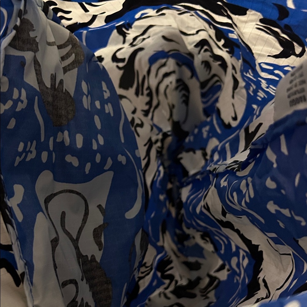 BAGGU Retired Cloud Animated Packable Slingpack - image 4